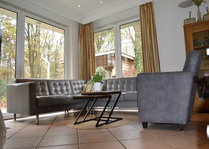 Semesterbostad In With Heated Pool Lunteren