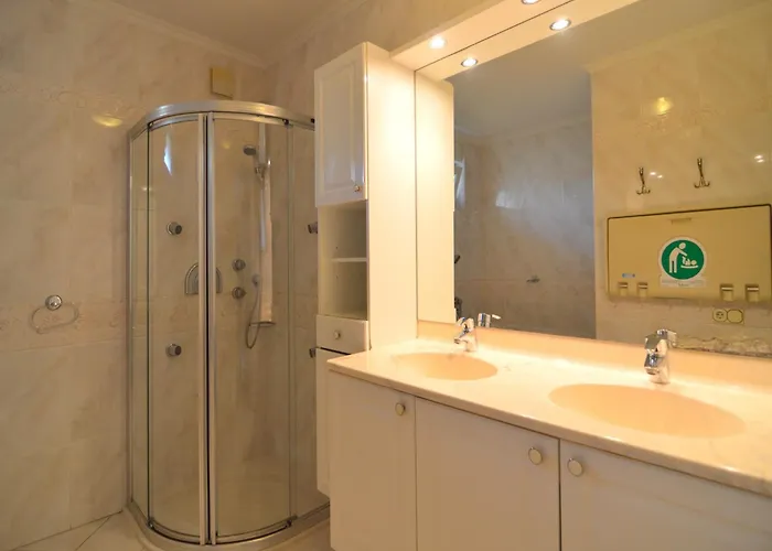 In With Heated Pool Σπίτι διακοπών Lunteren